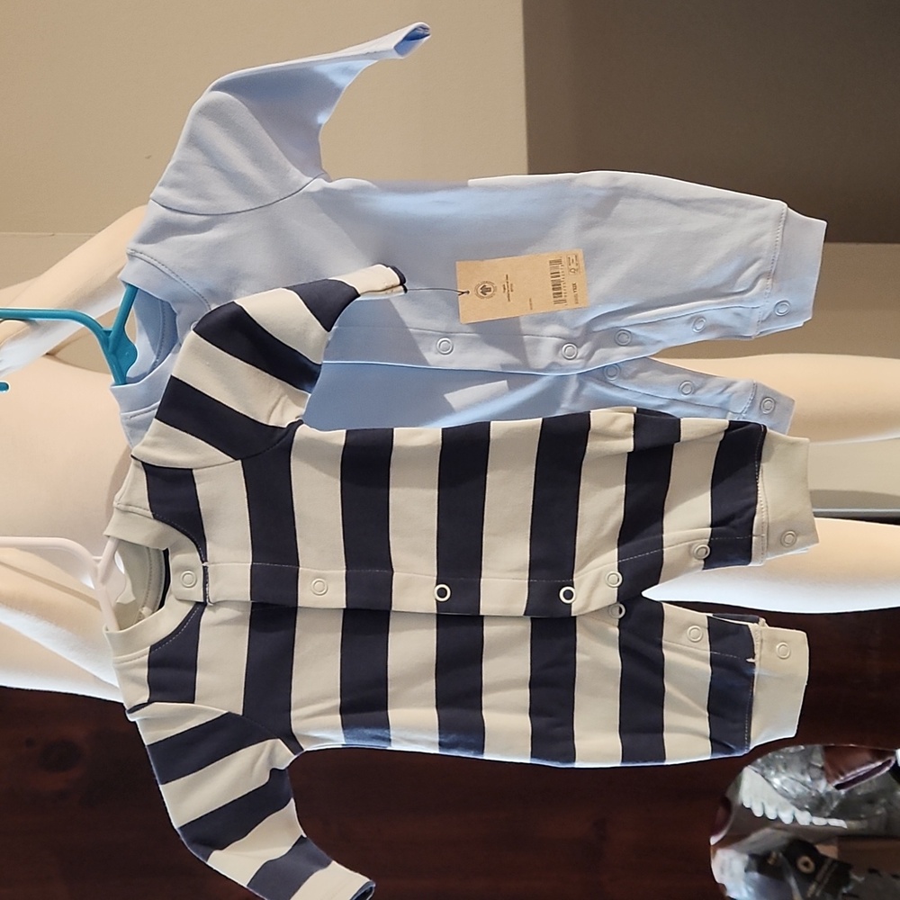 AMAZON NEW BABY LONG SLEEVE 2 PCS FOOTLESS PAJAMAS CLEARANCE